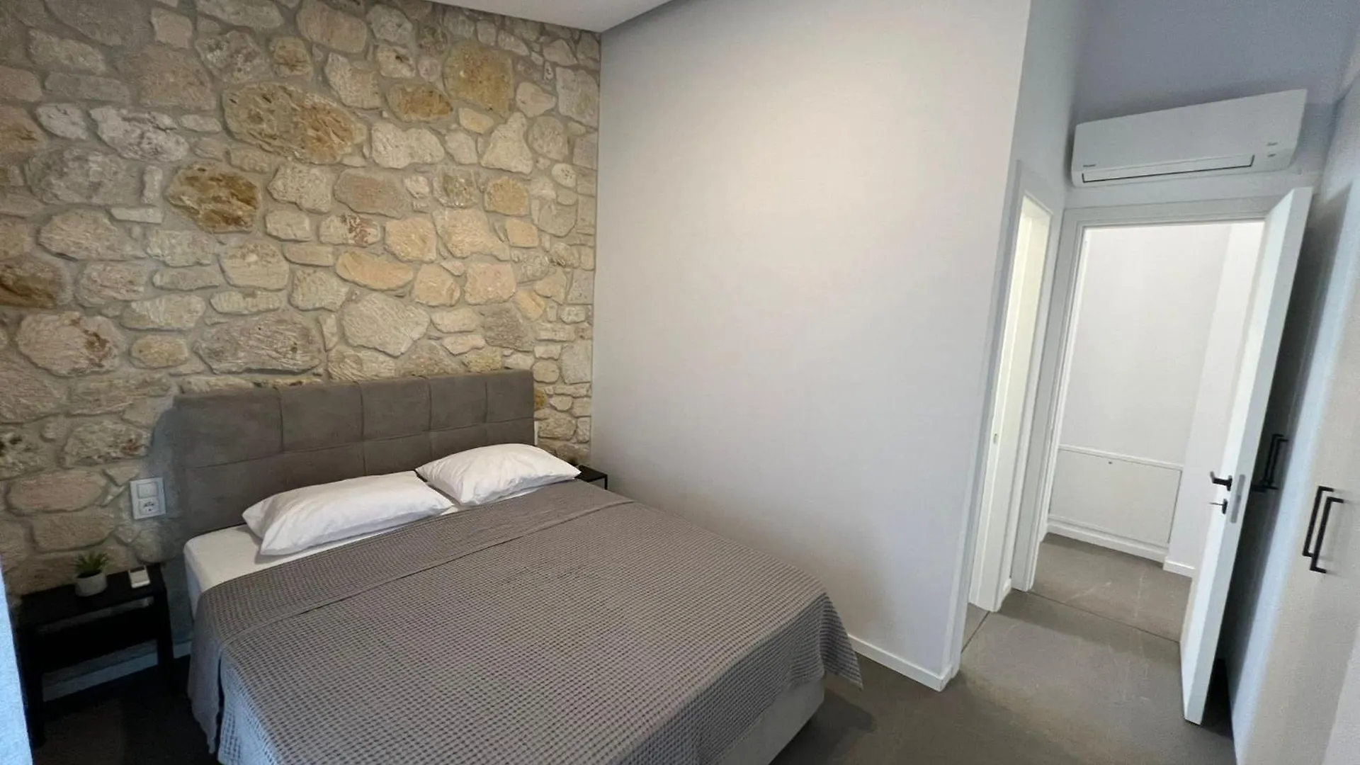 Exclusive New Villa With Private Pool - 2Br Nea Fokea 0*,  Greece